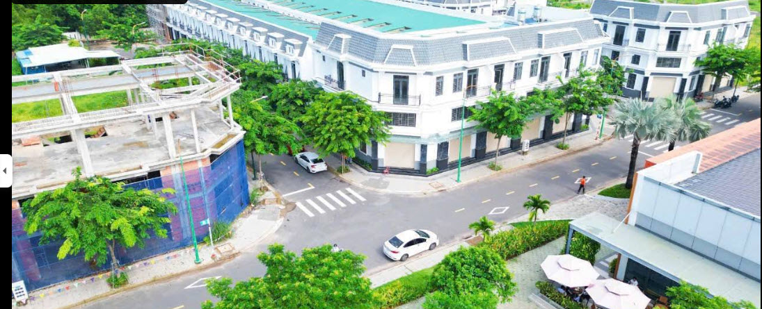 Dat nen Hoa Loi Ben Cat