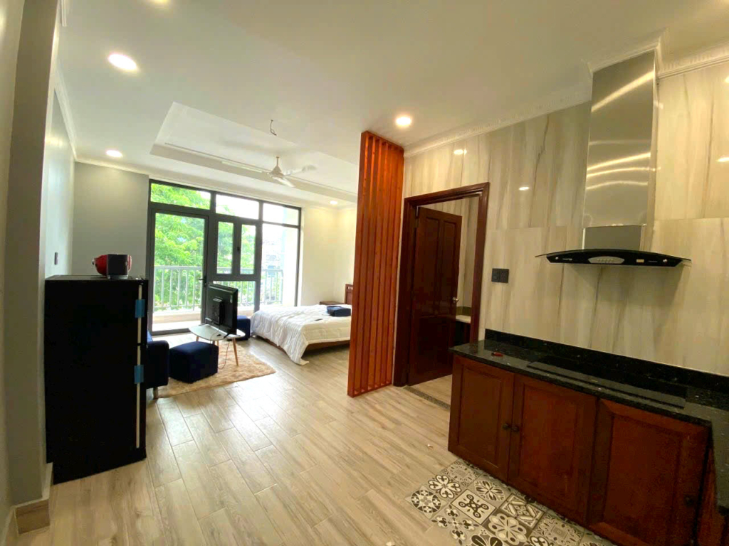 ban nha Binh Thanh hem xe hoi