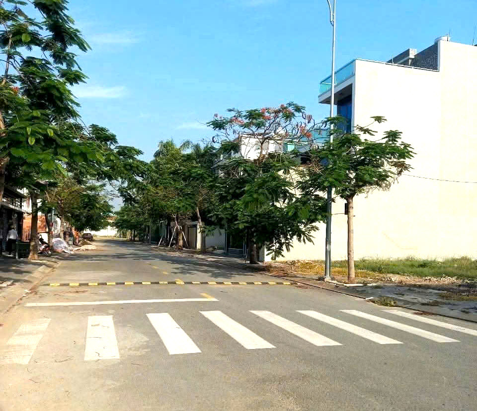 The Seasons Lai Thieu