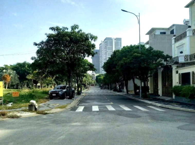 The Seasons Lai Thieu