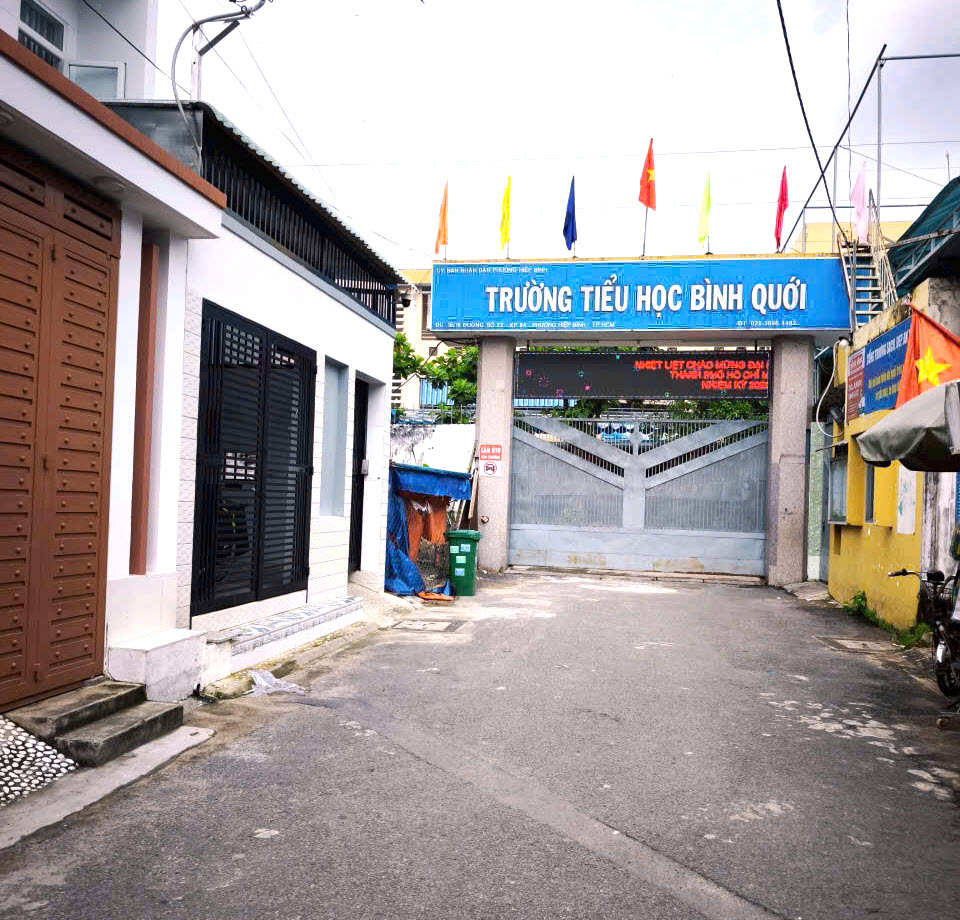 đất bán gần trường tiểu học Bình Quới