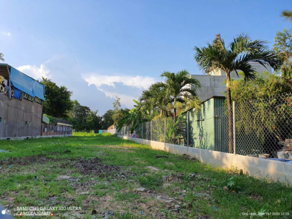 ban dat biet thu vuon Lai Thieu, Thuan An