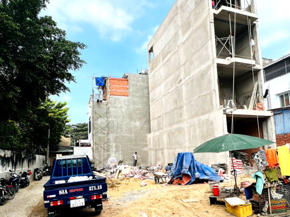 ban dat thu duc hem xe hoi