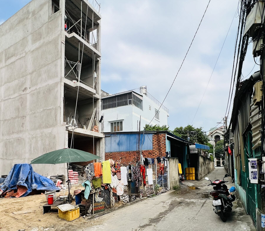 ban dat thu duc hem xe hoi