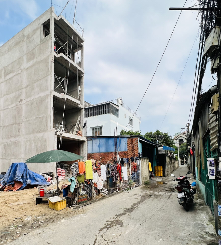 ban dat thu duc hem xe hoi