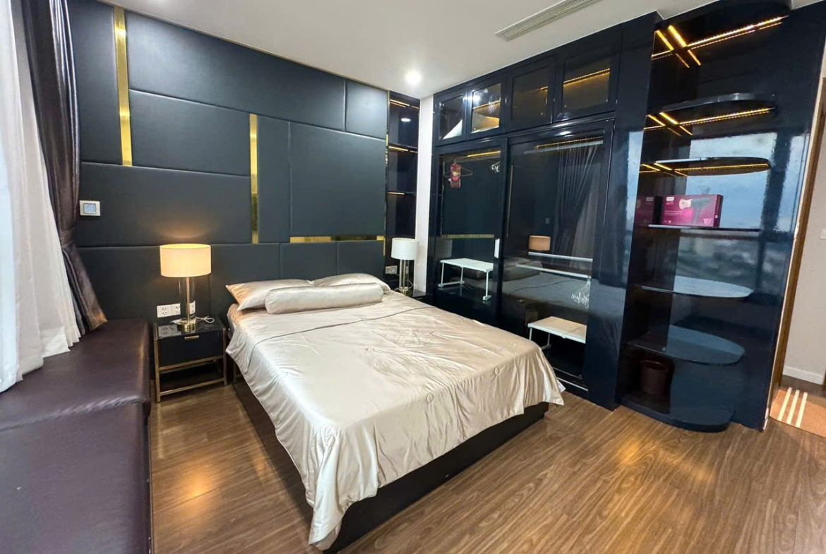 ban can ho Vinhomes Central park 4PN